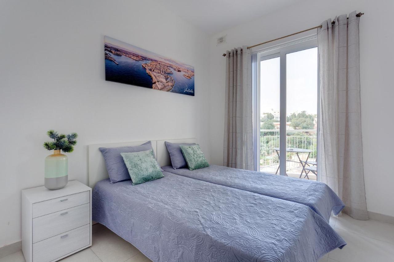 Modern Apartment In The Best Location, Perfect For Families Sliema Esterno foto
