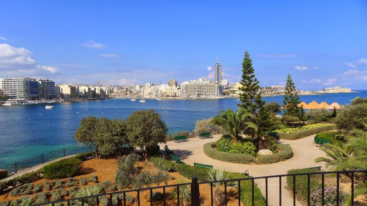 Modern Apartment In The Best Location, Perfect For Families Sliema Esterno foto